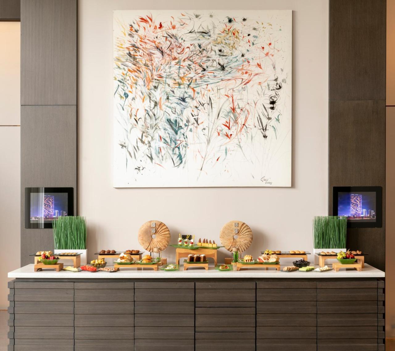 Centro Westside By Rotana Hotel Istanbul Bagian luar foto